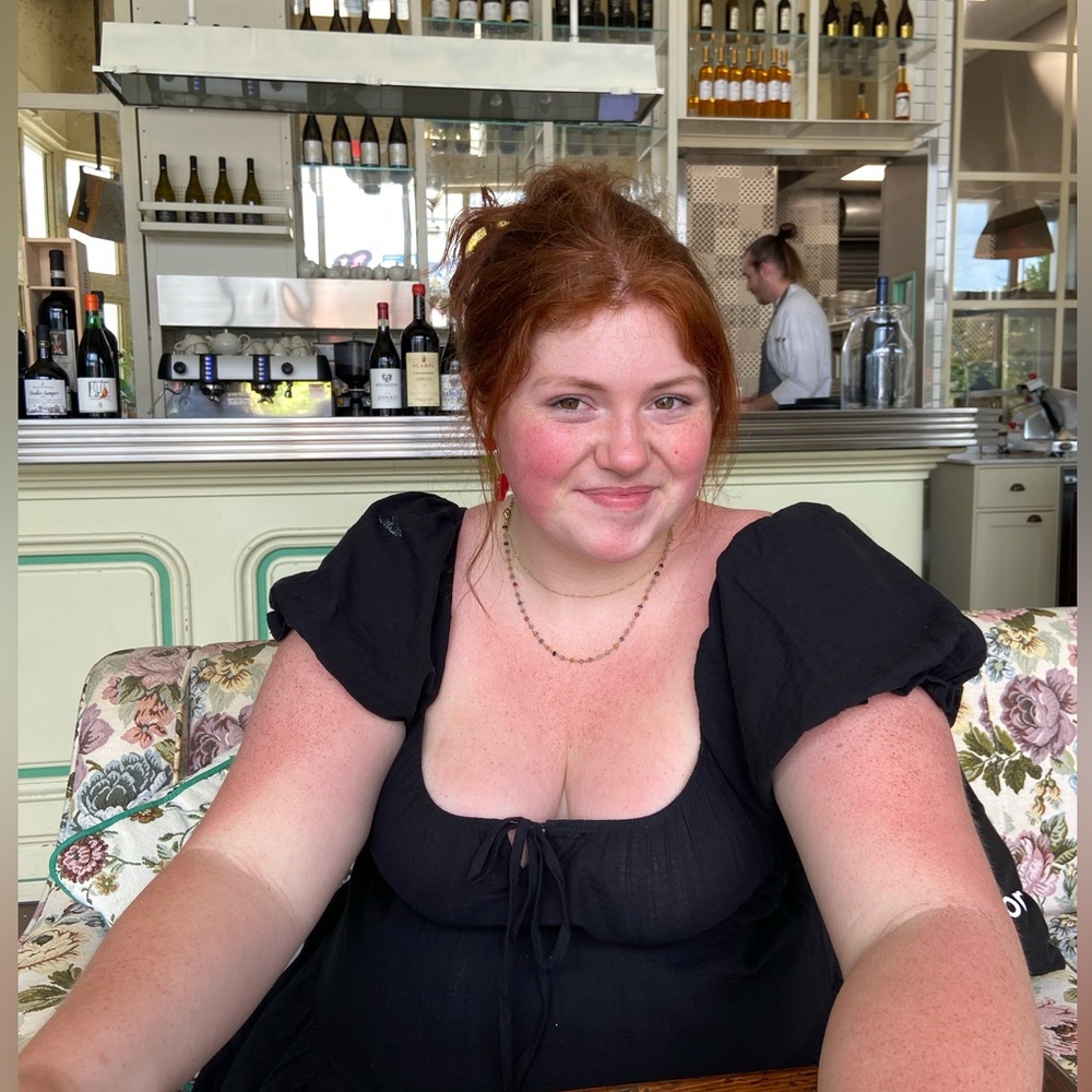 Meet your Posher, Rose